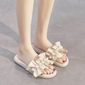 New！Women Summer Slipper with Pearl, Cream White